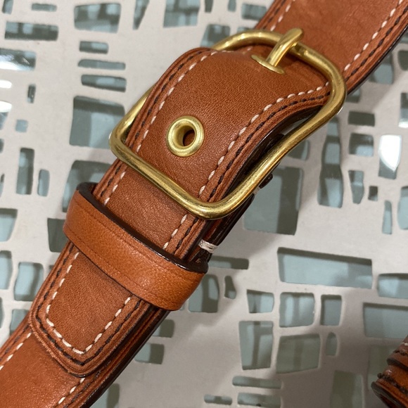 Coach leather shoulder Hampton bag - Picture 3 of 13